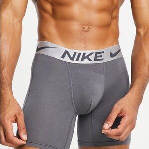 NWOT Nike Luxe Boxer Briefs in Gray, L